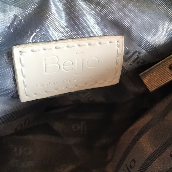 Beijo Mini Bag with long removable strap - Picture 8 of 10